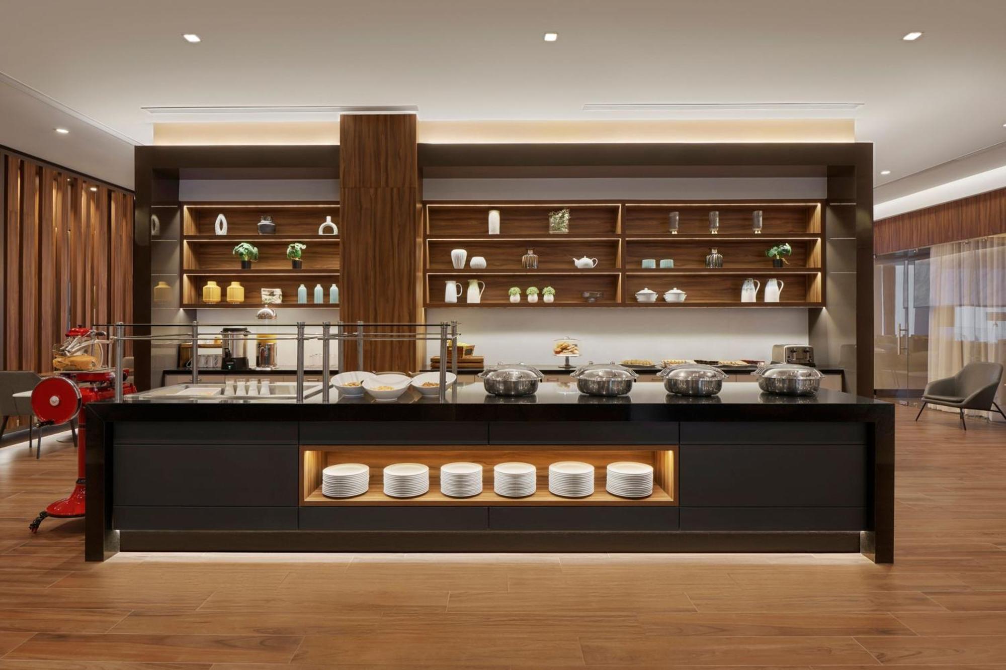 Ac Hotel By Marriott Saltillo Exterior photo