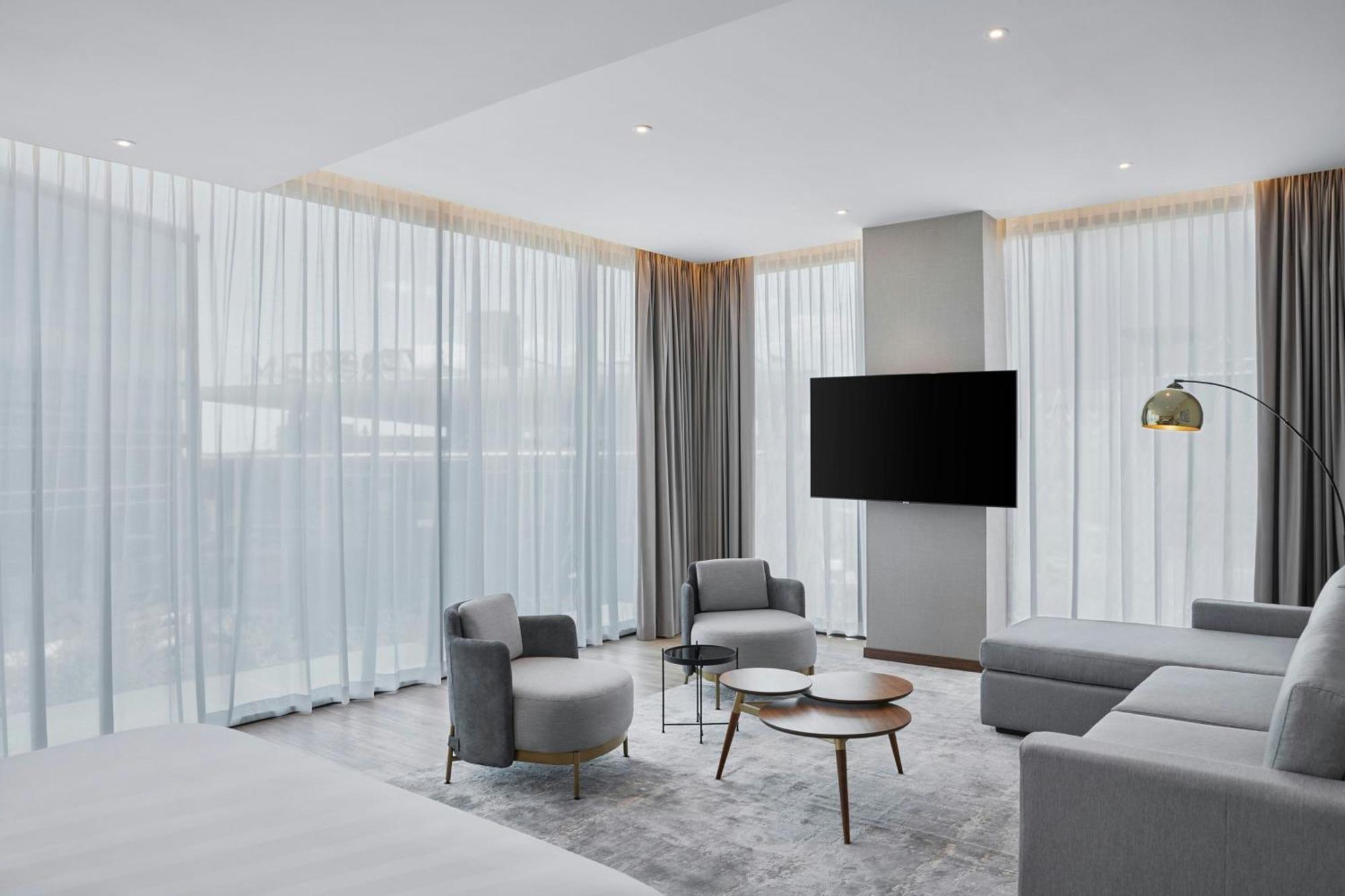 Ac Hotel By Marriott Saltillo Exterior photo